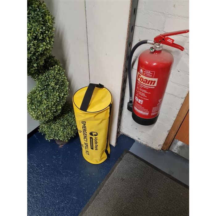 20 Litre Maintenance Emergency Spill Kit in Weatherproof Cab Bag