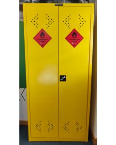 Hazardous COSHH Cabinet 1950 (h) x 900 (w) x 400 (d)